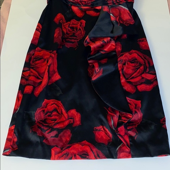 White H Black M red and black formal dress - Picture 4 of 6